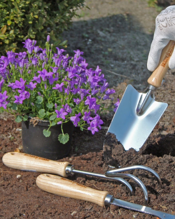 Ontdek de bewateringsproducten van Gardena, bijvoorbeeld een druppelaar!